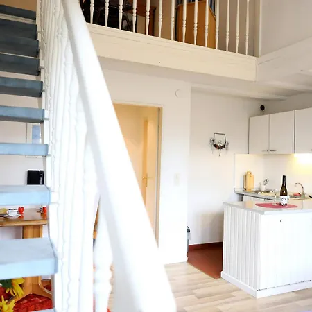 דירה Einfach Eingerichtete Masionettewohnung. ווסטרלנד